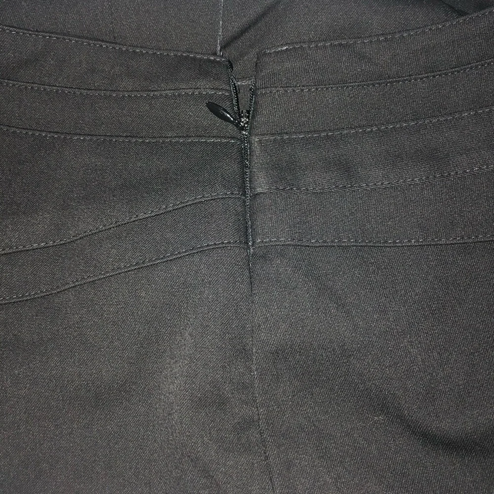 Express Black Pencil Skirt - Picture 7 of 12